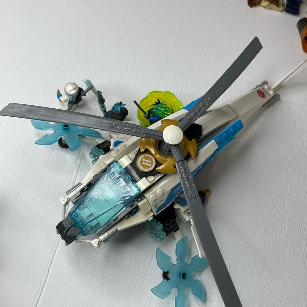 Lego Ninjago ShuriCopter 70673